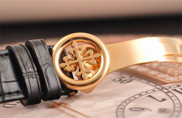 百达翡丽手表表针变色解决方法是什么(图) 百达翡丽手表表针变色解决方法是什么(图)