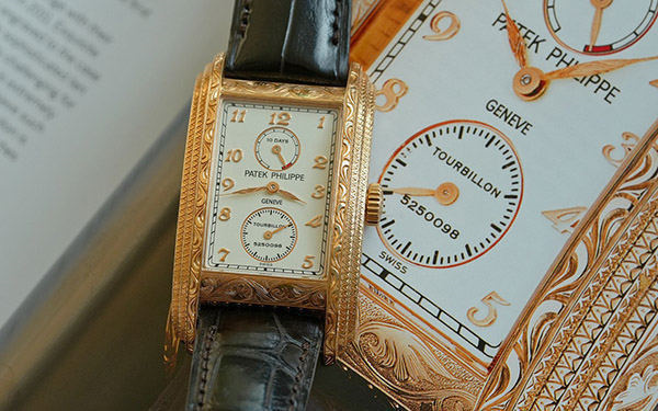 百达翡丽日历调整方法(图) 百达翡丽日历调整方法(图)