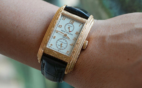 百达翡丽手表表带掉色如何处理（图）