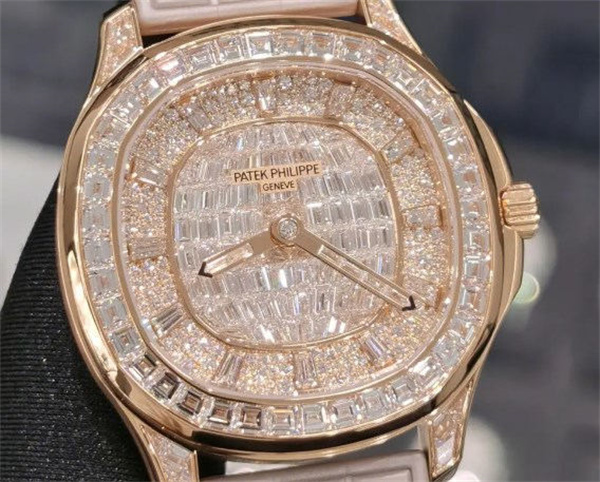 百达翡丽腕表表带太紧解决技巧深度解析(图) 百达翡丽腕表表带太紧解决技巧深度解析(图)